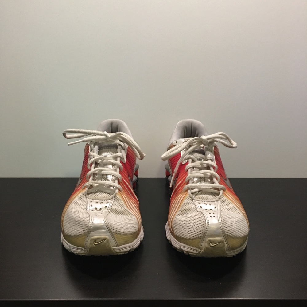 Nike Women's Shox Experience Trainer